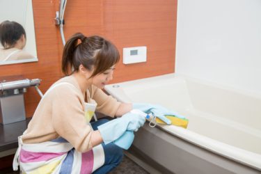 ２０年３０年とお風呂を長持ちさせるには日々の掃除が大切！